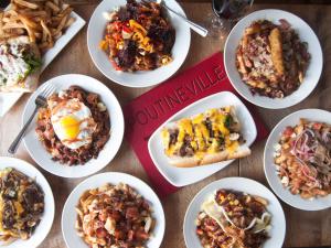 Poutineville - Poutines, Sandwichs, Sous-Marins